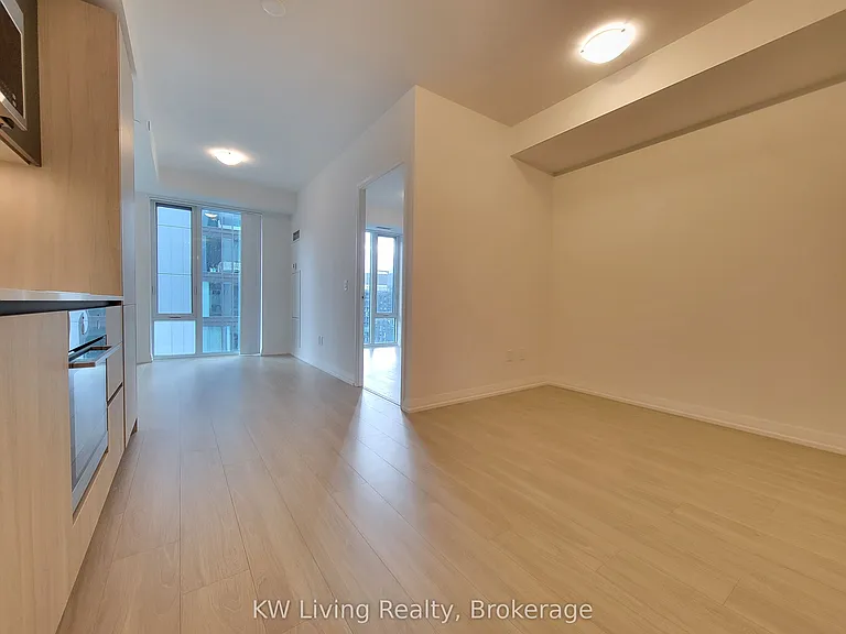 28 Widmer St #4522 — Photo 13