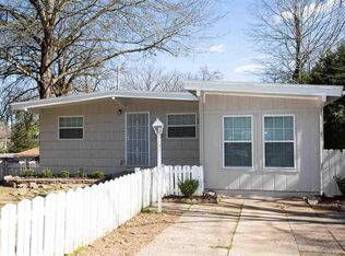 27 Greenway Dr, Little Rock, AR 72209