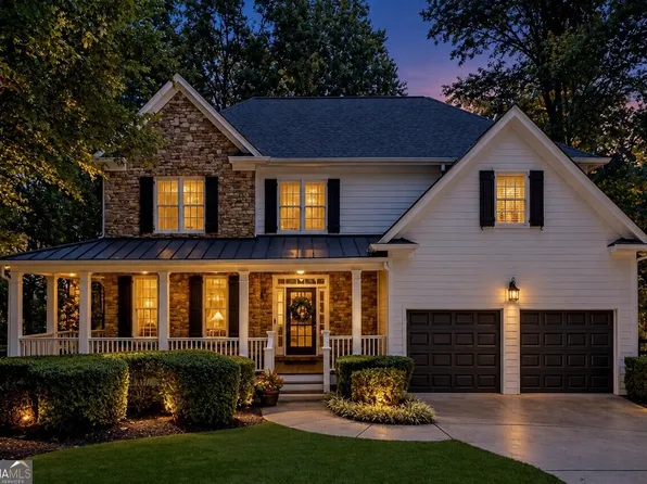 3060 Burlingame Dr, Roswell, GA 30075