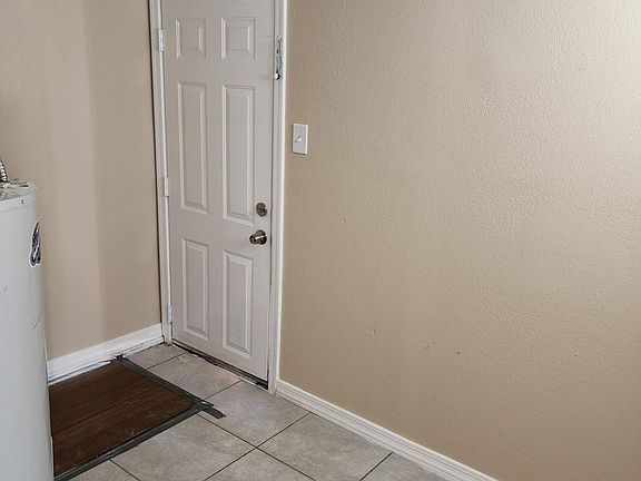 5th image of 515 N 38th St