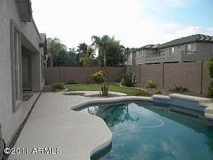 3rd image of 44559 W Garden Ln