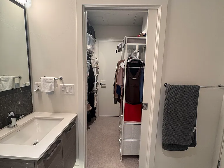 5189 Cambie St #3XX — Photo 8