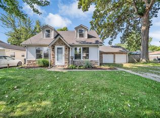282 Courtland Blvd, Eastlake, OH