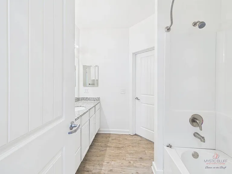 305 Mohegan Ave #8101 — Photo 20