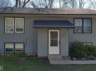 208 1/2 S Coolidge St, Normal, IL 61761