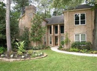 8 Wedgewood Forest Dr, Spring, TX 77381