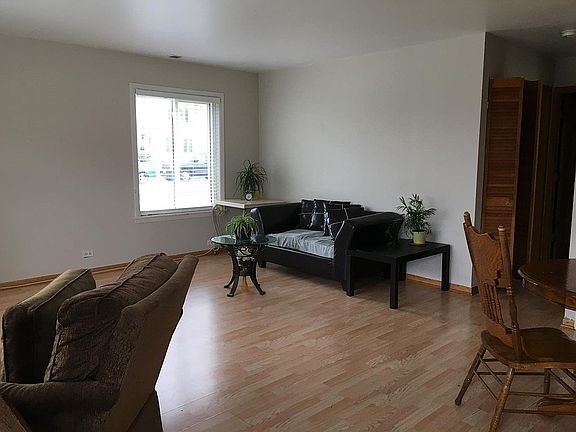 5th image of 1024 Cove Dr