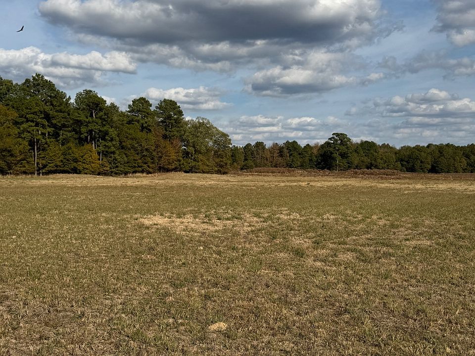 2nd image of 2510 Sand Rd