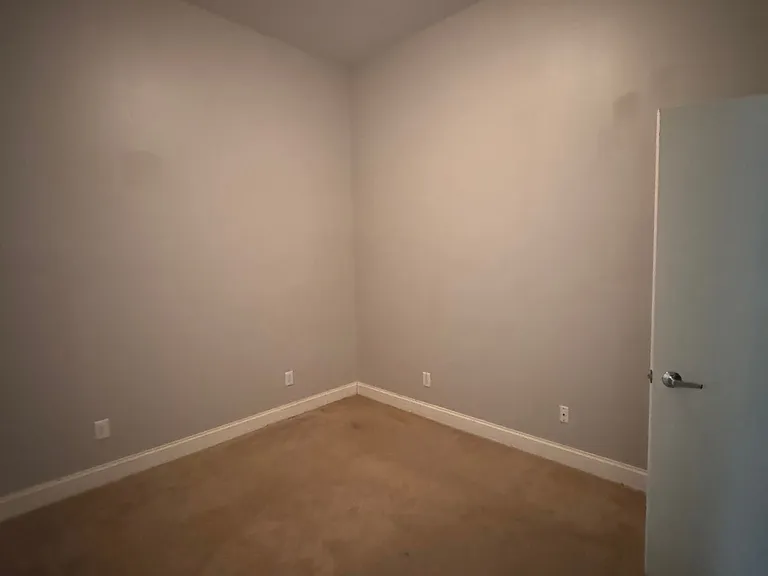 220 W Market St #206 — Photo 18
