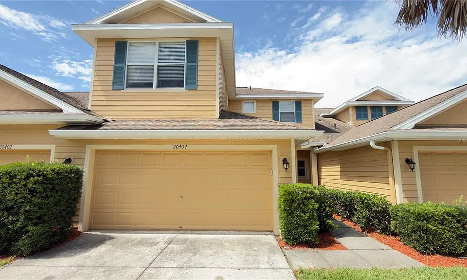 20404 Harvest Oak Ct