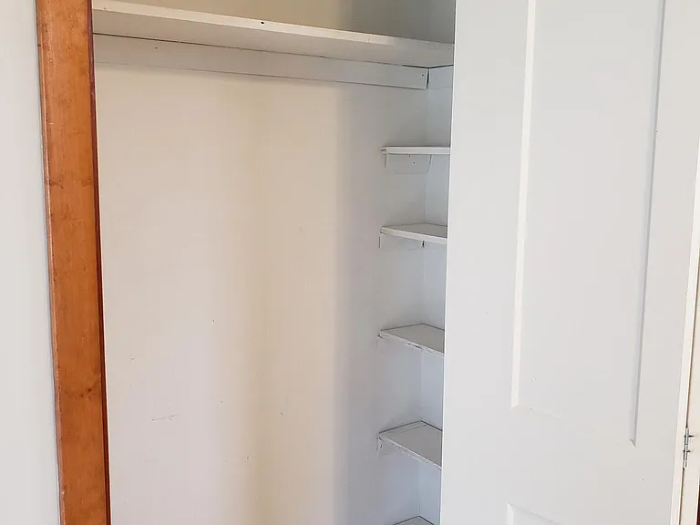 Kitchen pantry