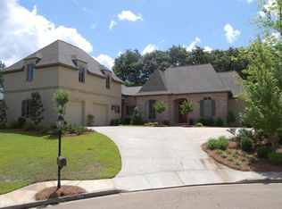 204 Jefferson Rdg, Ridgeland, MS 39157