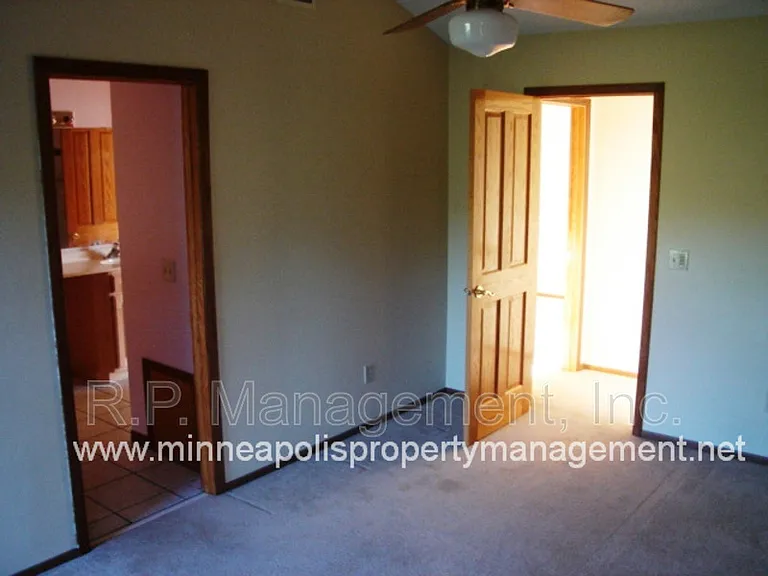 14345 Bedford Dr — Photo 9