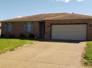 6311 Summit Pointe Way, Newburgh, IN 47630