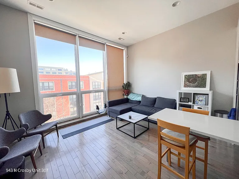 943 N. Crosby St. — Photo 25