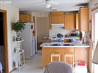 1st image of 4008 NE 123rd Ave
