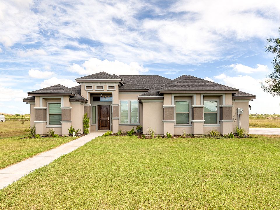 1st image of 2902 La Estrella Dr