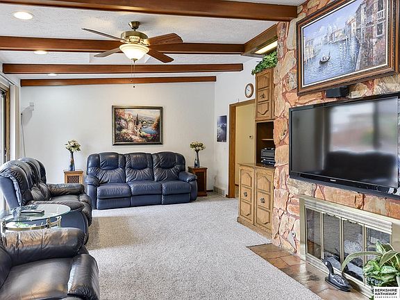 5th image of 2265 Royal Wood Dr