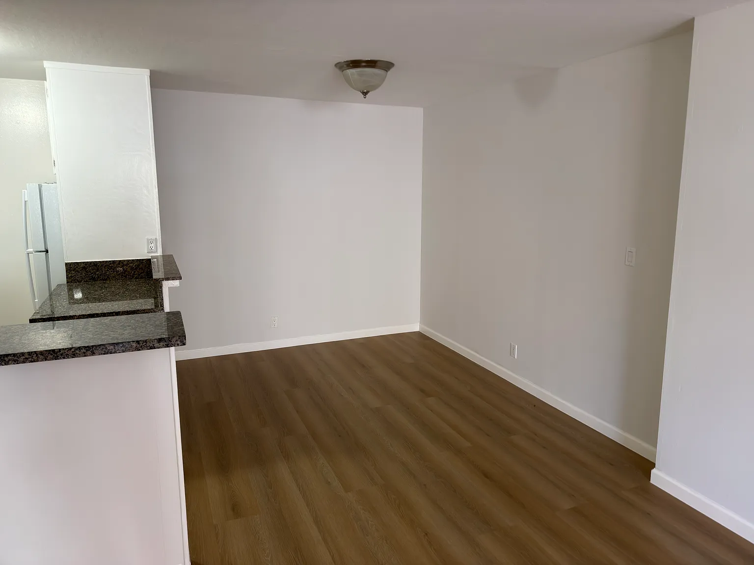 366 Bellevue Avenue — Photo 4