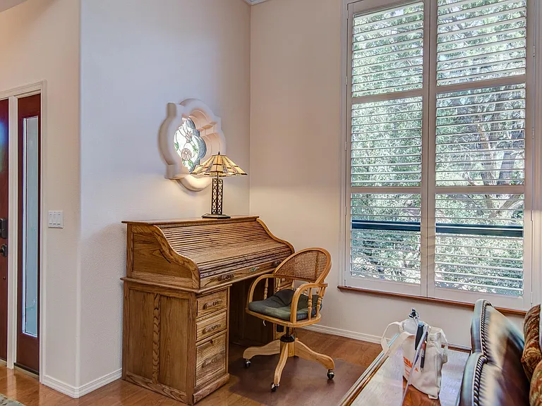 65 Kashmir Rd — Photo 13