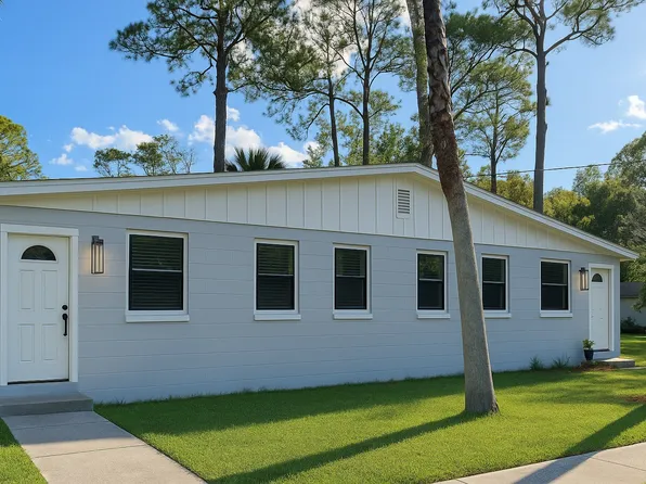 698 Kestner Rd, Atlantic Beach, FL 32233