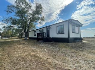 7549 Remington Rd, Salina, KS 67401