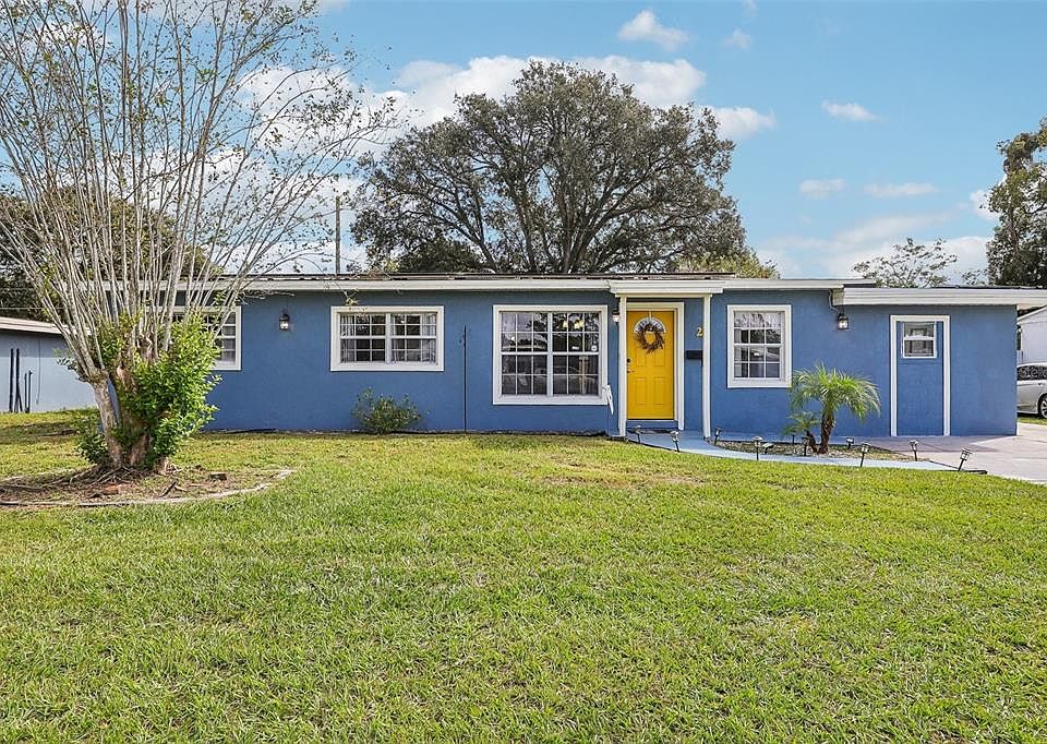 1st image of 21 Areca Dr