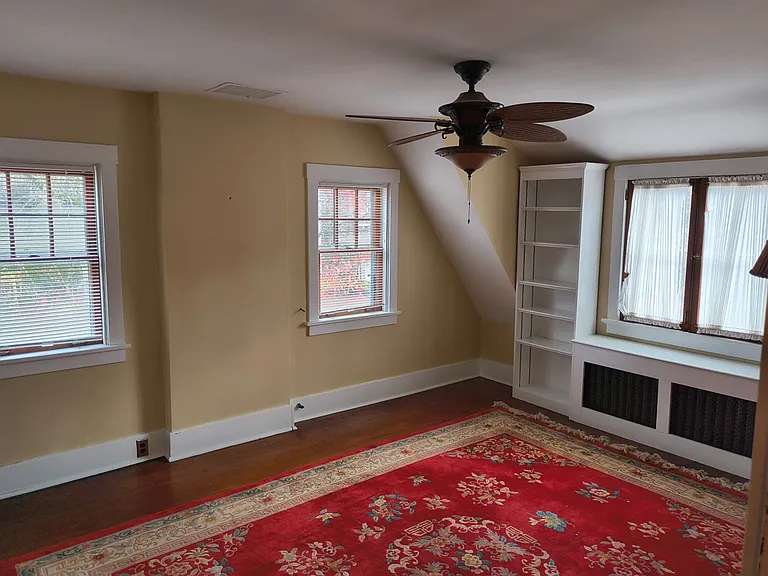272 Dixon Ave — Photo 27