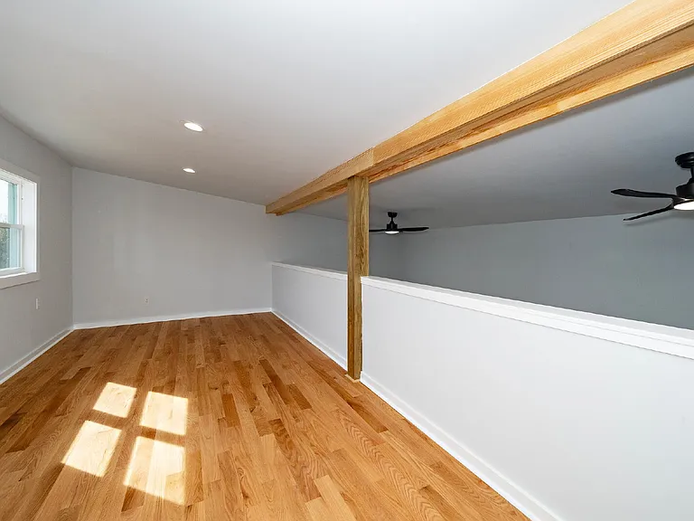 210 Lincoln Ct — Photo 16