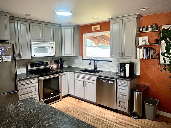 2nd image of 11426 W Florida Pl