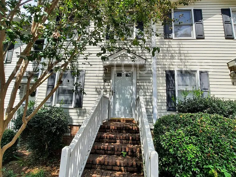 801 King St #G — Photo 1