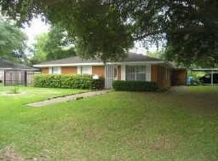 402 Candler Dr, Houston, TX 77037