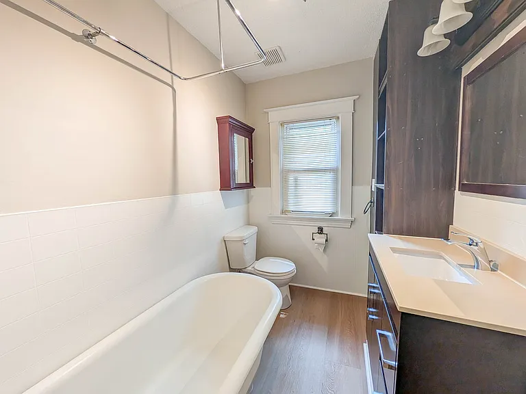 6 Wolseley Ave #2 — Photo 11