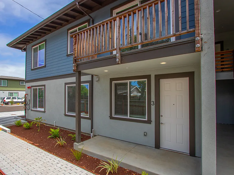 432 Capitola Road Ext #3 — Photo 1