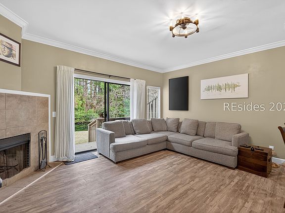 5th image of 5 Gumtree Rd APT H15