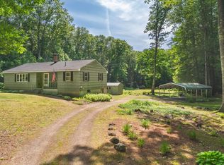 72 Crawley Falls Rd, Brentwood, NH 03833