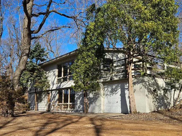 13197 132nd St W, Apple Valley, MN 55124