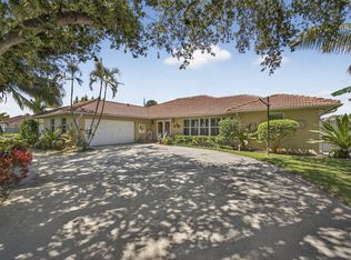 7625 Clarke Rd, Lake Clarke Shores, FL 33406