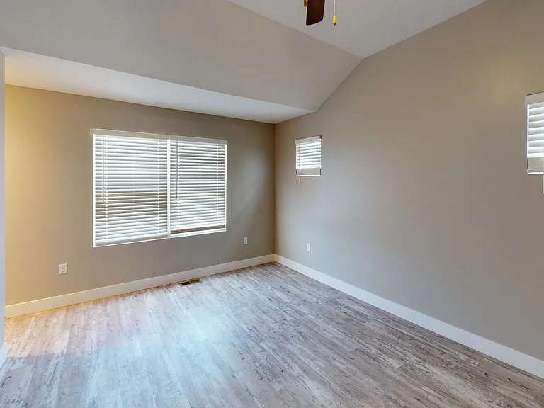 Legacy Bend Apartments — Photo 72