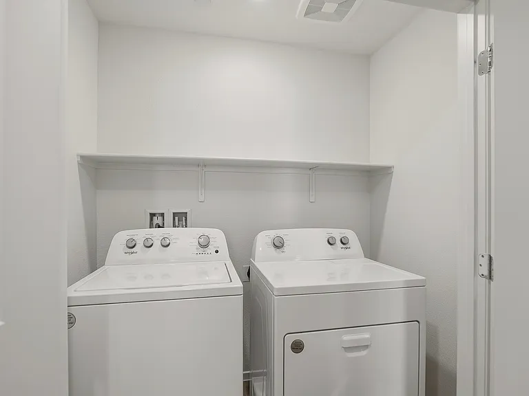 #GuardianRealty 503 Blue Ridge Cove Henderson Townhouse Rental laundry_08062026