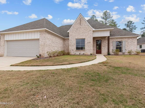 213 Lakecrest Dr, Madison, MS 39110