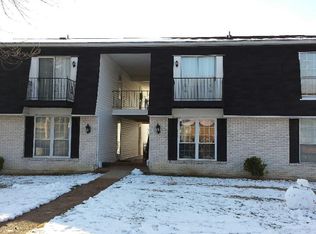613 Monroe St, Pacific, MO 63069