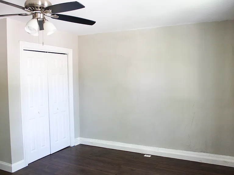 2320 Beechmont Ave #1 — Photo 6