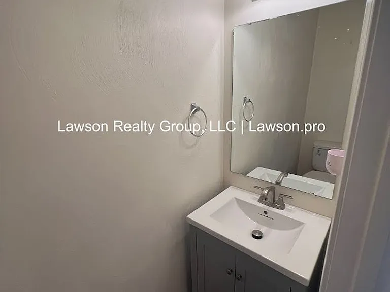2080 Lawson Ln — Photo 20