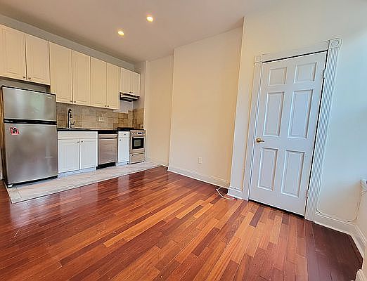 2nd image of 447 E 78th St #3T