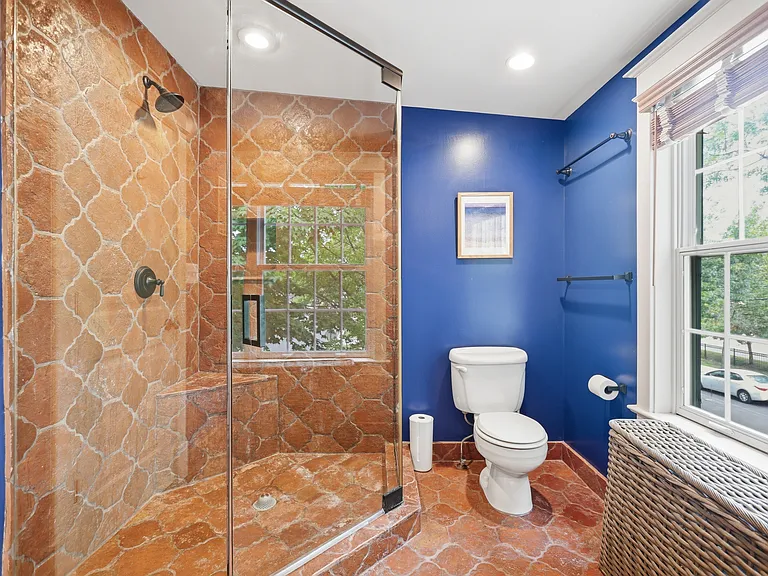 1008 Shepherd St NE — Photo 12