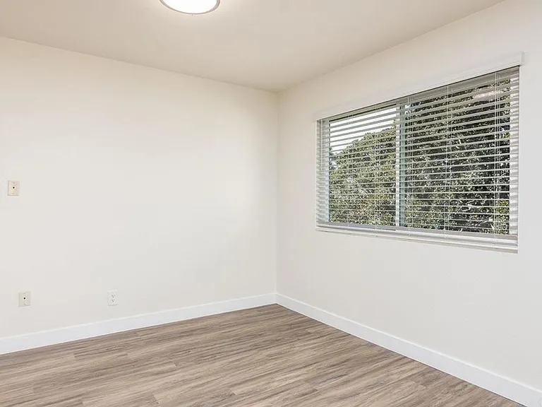721 Buena Tierra Way #190 — Photo 22