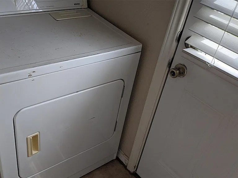 114 Sendero Dr — Photo 23