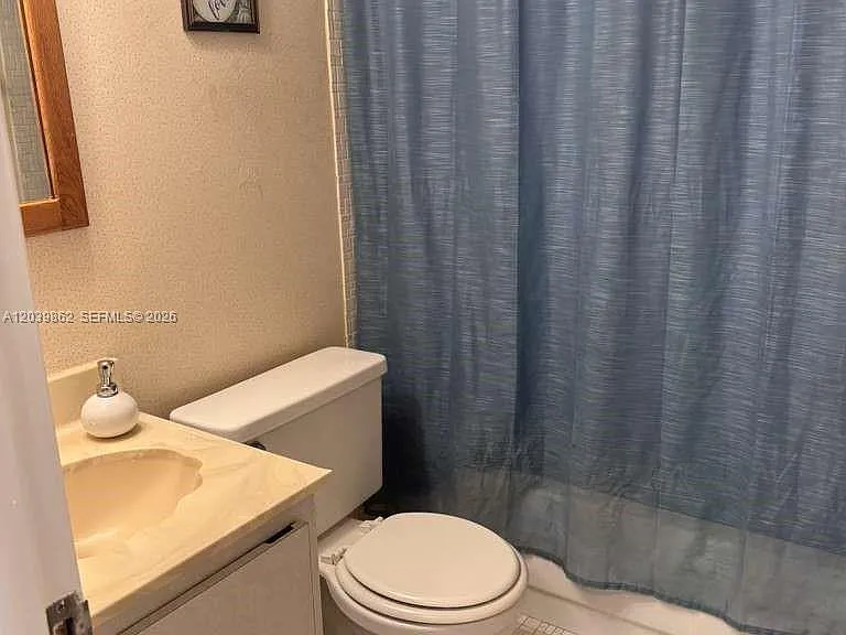 2 Briarwood Cir #212 — Photo 13