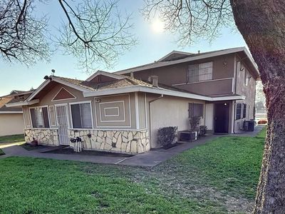 7304 Franklin Blvd APT 3, Sacramento, CA, 95823